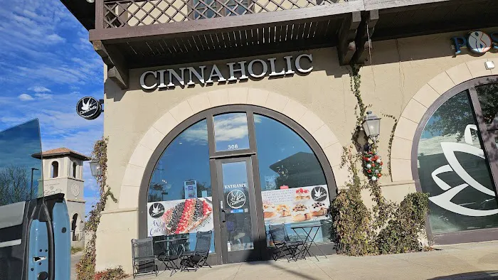 Cinnaholic Picture 3