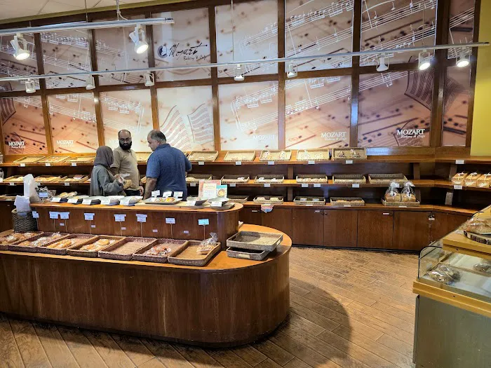 Mozart Bakery Picture 3