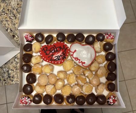 Donut House & Bakery