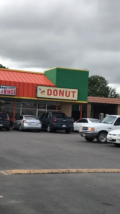 Donut Hut Picture 1