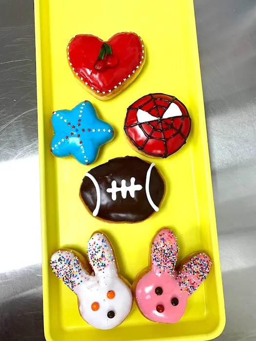 Moon's Donuts Picture 2