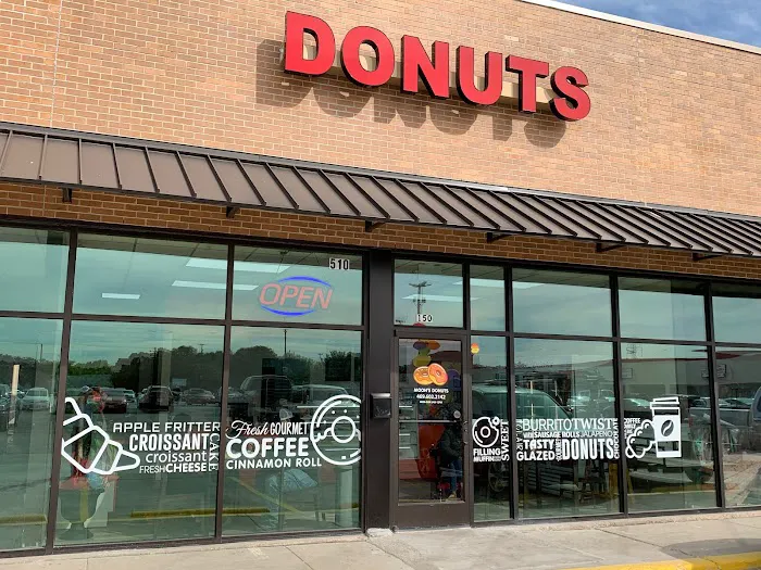 Moon's Donuts Picture 3