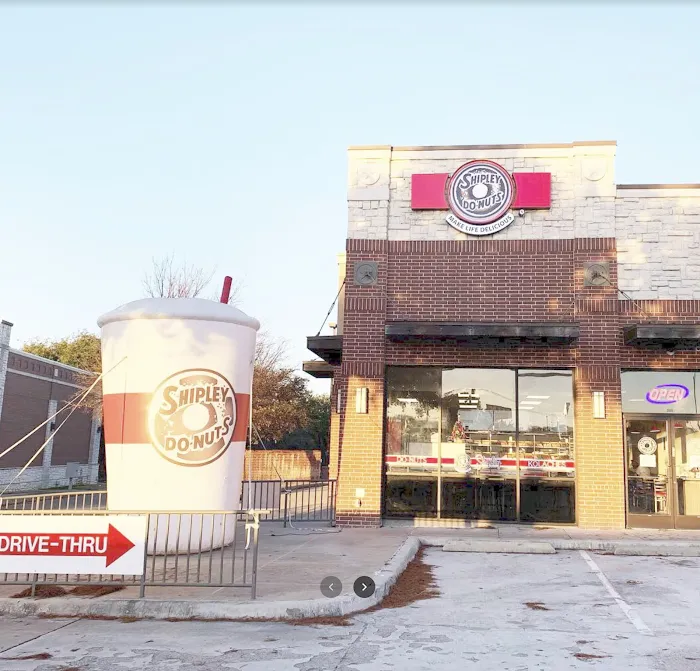 Shipley Do-Nuts Plano Picture 10