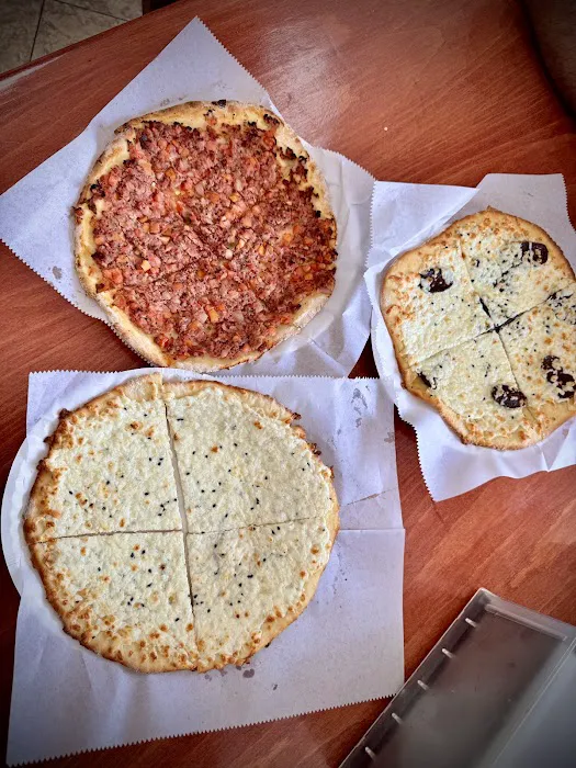 Fadia's Deli and Bakery Picture 2