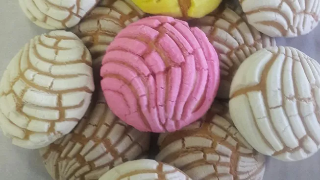 La Popular Panaderia Picture 6