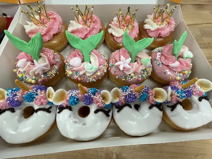 14th Street Donut Picture 5