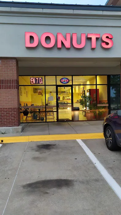 Jaimes Donuts Picture 4