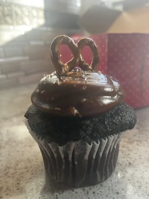 Smallcakes Cupcakery and Creamery at Double Oak, TX - www.smallcakeslantana.com Picture 6