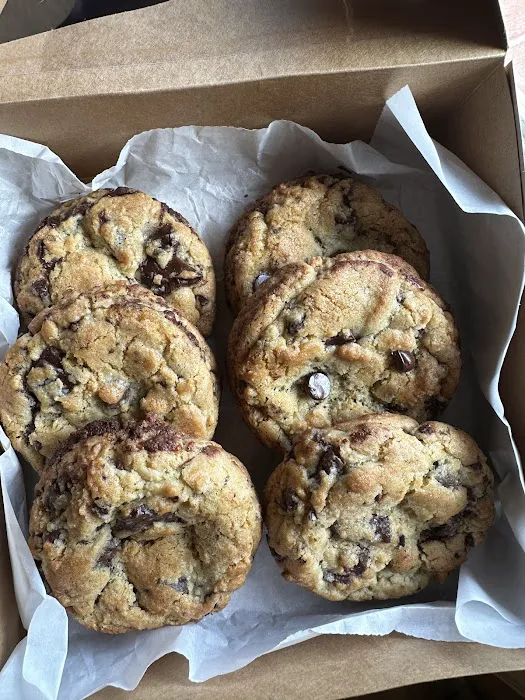 Little Bit Bakery Picture 3