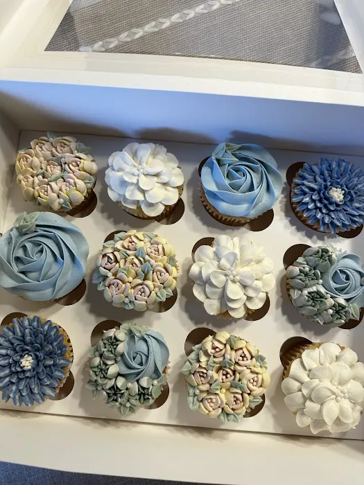 Little Bit Bakery Picture 7