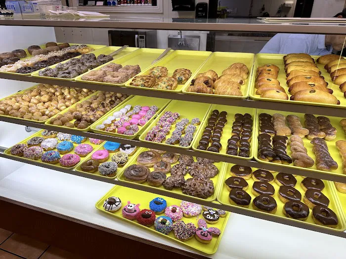 DONUT HOUSE Picture 10