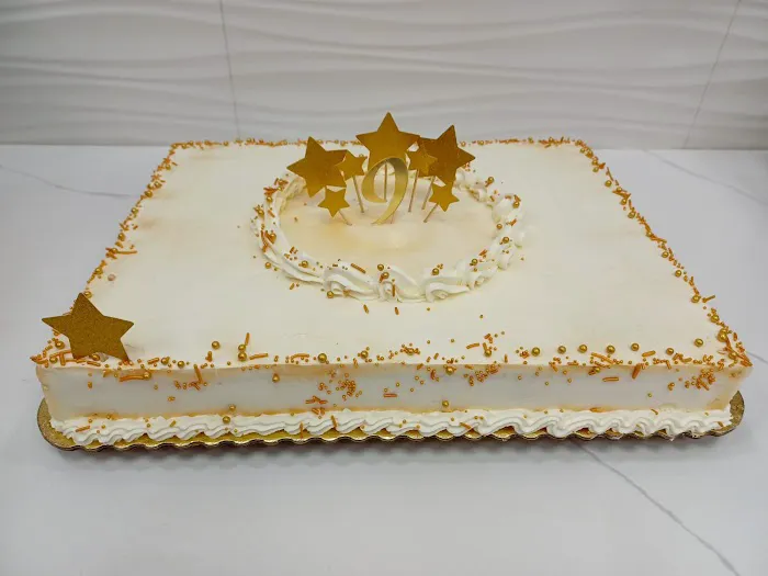 La Creme Bakery Cafe Picture 6