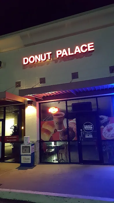 Donut Palace Picture 10