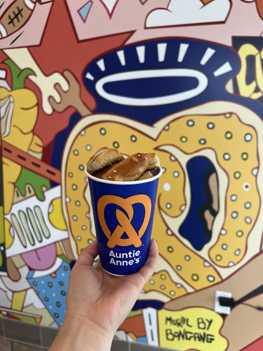 Auntie Anne's Picture 8