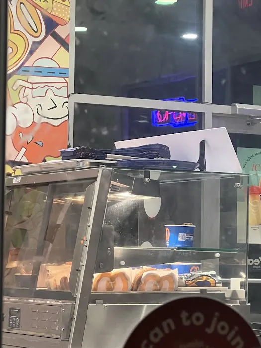 Auntie Anne's Picture 3