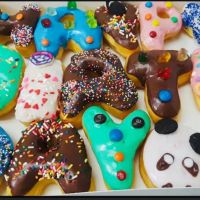 Heather's Bakers Dozen Donuts ico