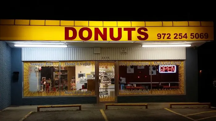 Rock Island Donut Shop Picture 7