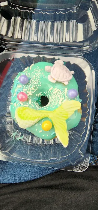 Rock Island Donut Shop Picture 10