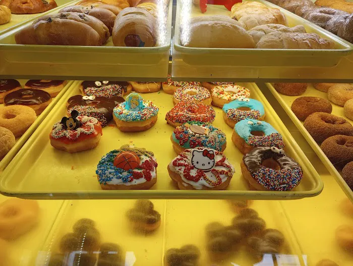 Young Donut Picture 3