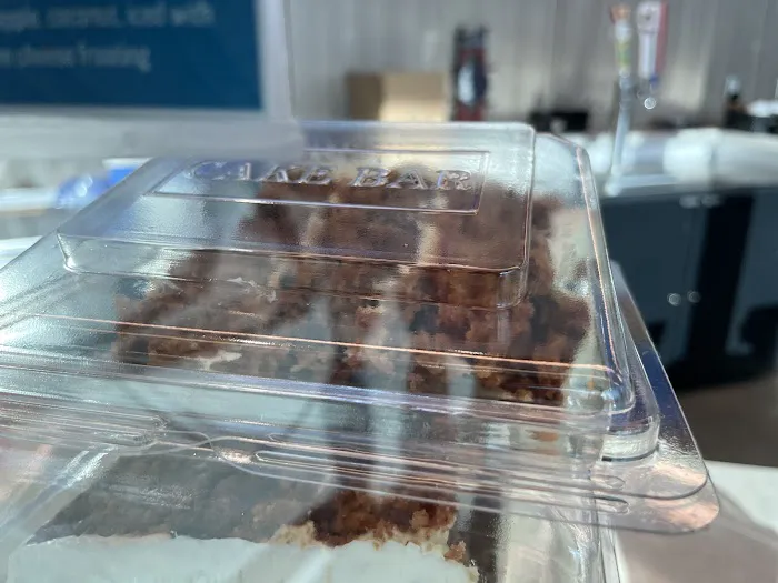 Cake Bar (by Gate D3) Picture 4