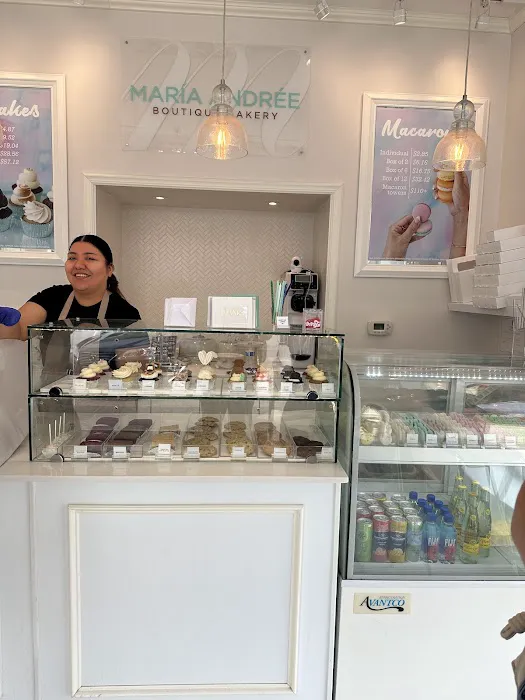 María Andrée Boutique Bakery Picture 3