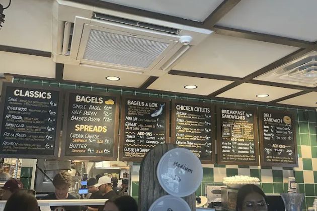 Shug's Bagels