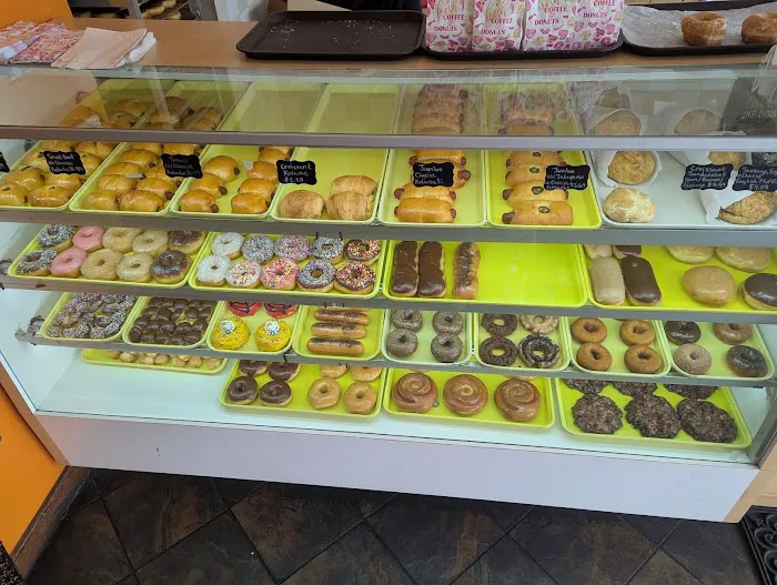 Forest Donuts Picture 8