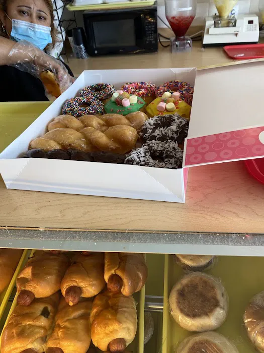 Forest Donuts Picture 10