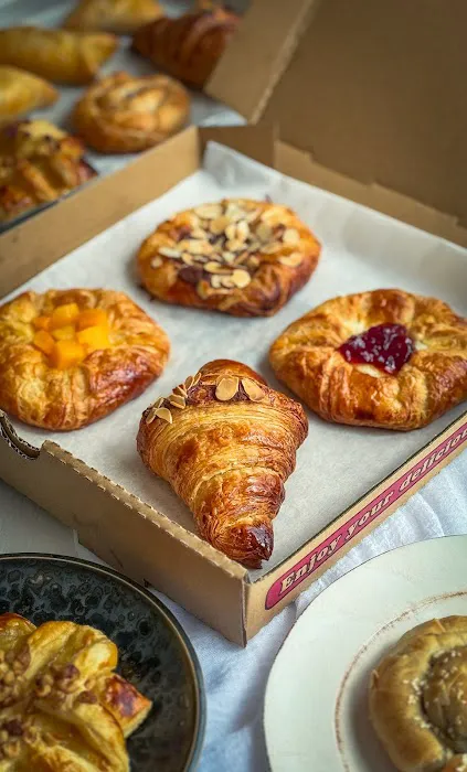 FIRIN Bakery & Pizzeria Picture 9