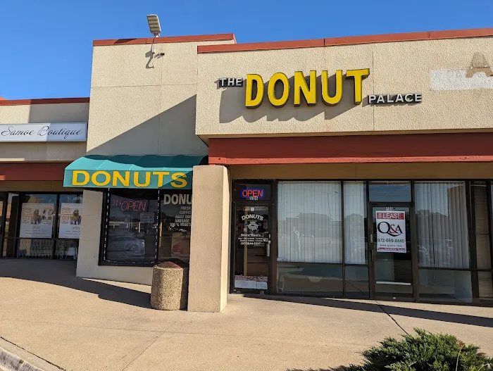 The Donut Palace Picture 3