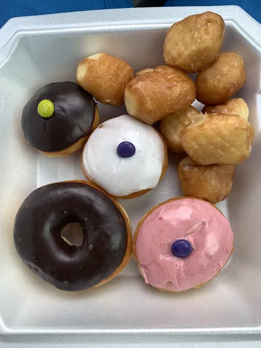 Mama Donuts Picture 10