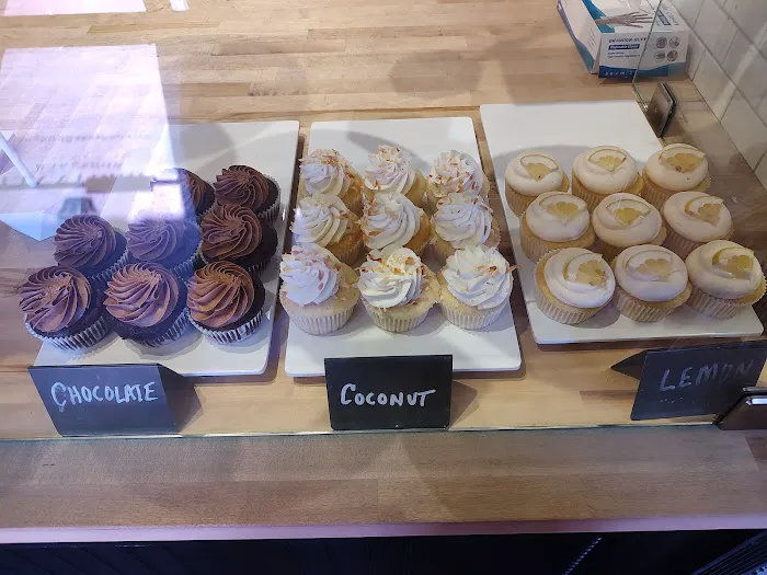 Linnybird Bakeshop & Coffee Bar Picture 7
