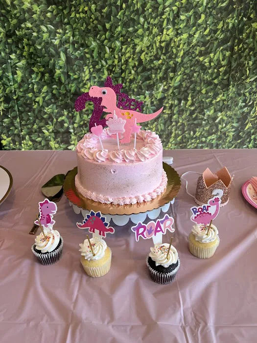 Cristy's Cake Shop Picture 2