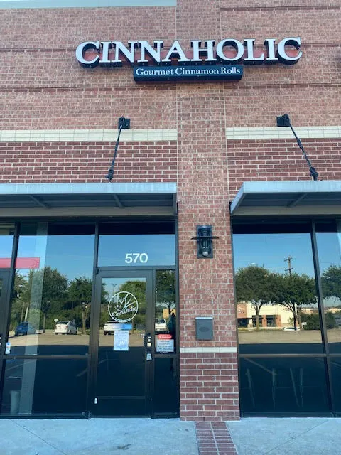 Cinnaholic Picture 5