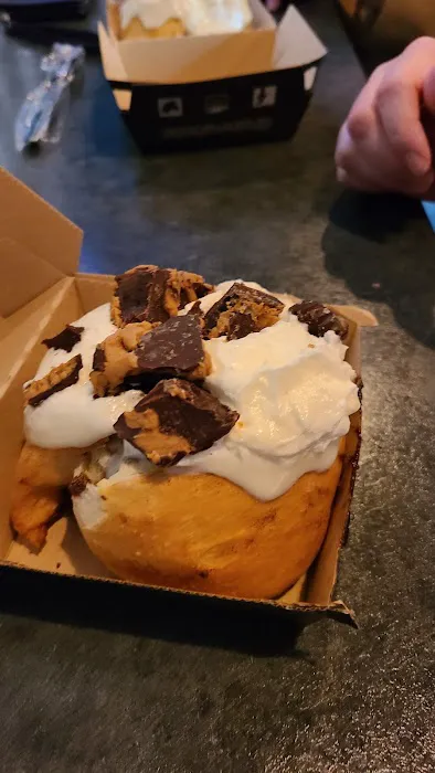 Cinnaholic Picture 4