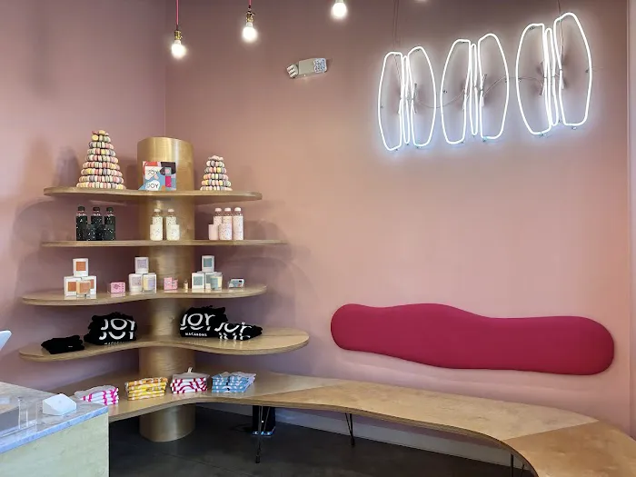 JOY Macarons Picture 8