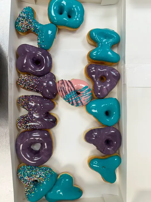 Donut Factory Picture 4