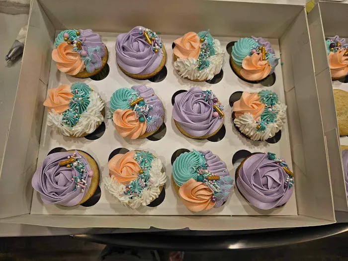 B Wild About Cakes Picture 9