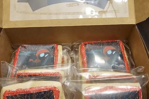 B Wild About Cakes