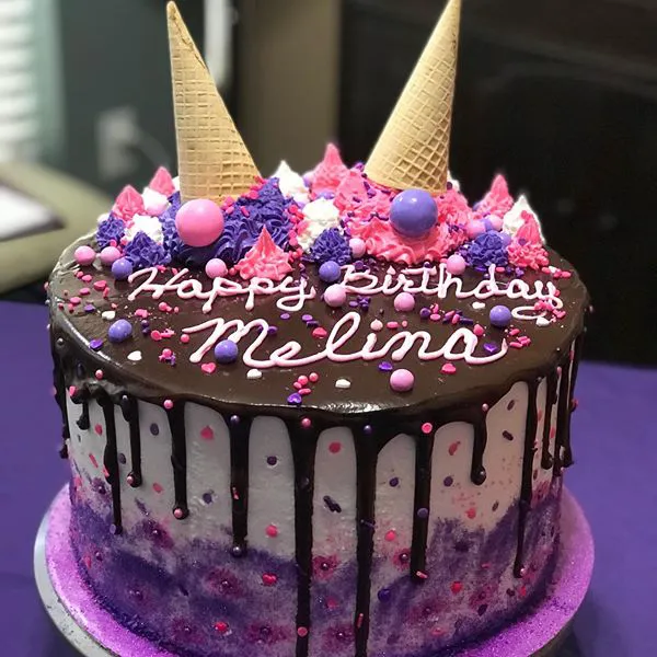 Designs by GG Boutique Bakery Picture 3