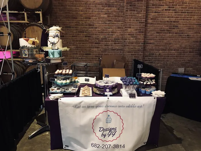 Designs by GG Boutique Bakery Picture 7