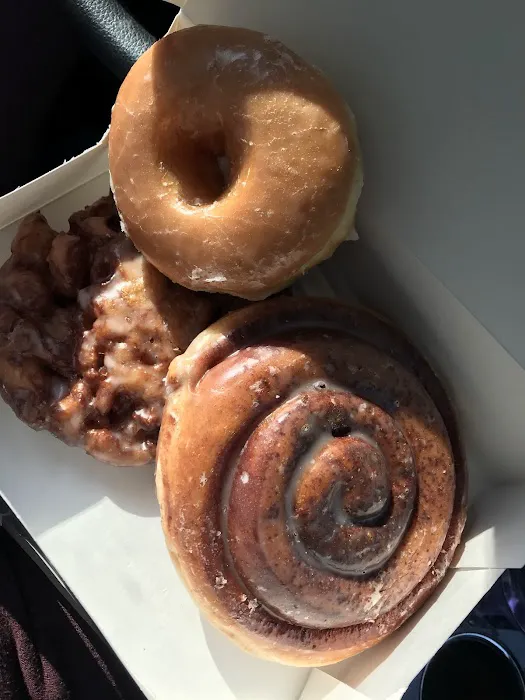 Cliff's Donut Shop Picture 7