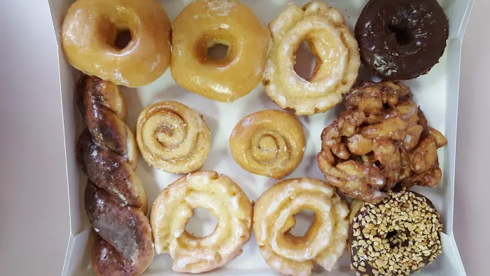 Cliff's Donut Shop Picture 4