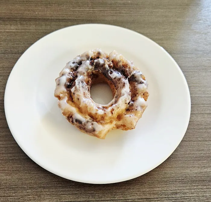Cubit Donuts Picture 3