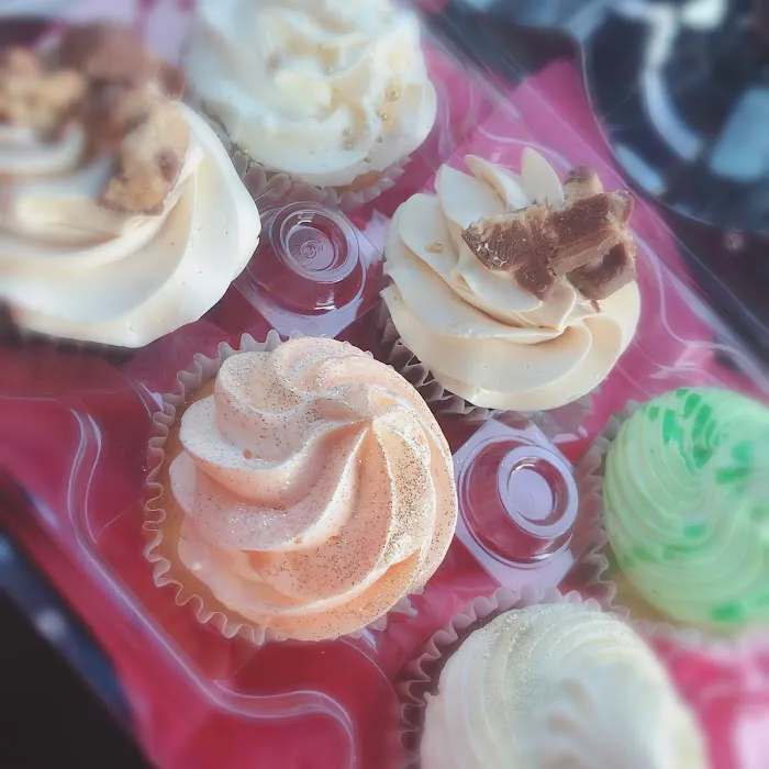 The Tipsy Cupcake Picture 7
