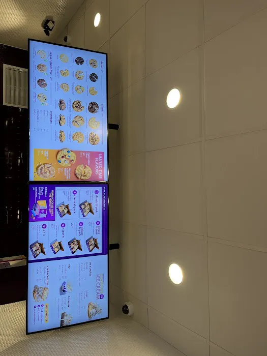 Insomnia Cookies Picture 7