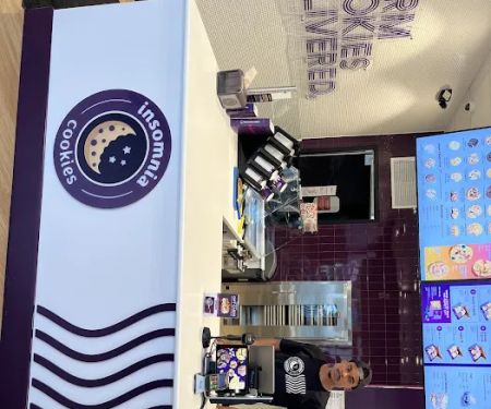 Insomnia Cookies