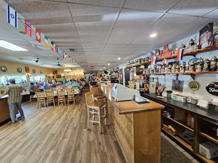 Henk's European Deli & Black Forest Bakery Picture 2