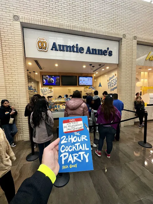 Auntie Anne's Picture 4