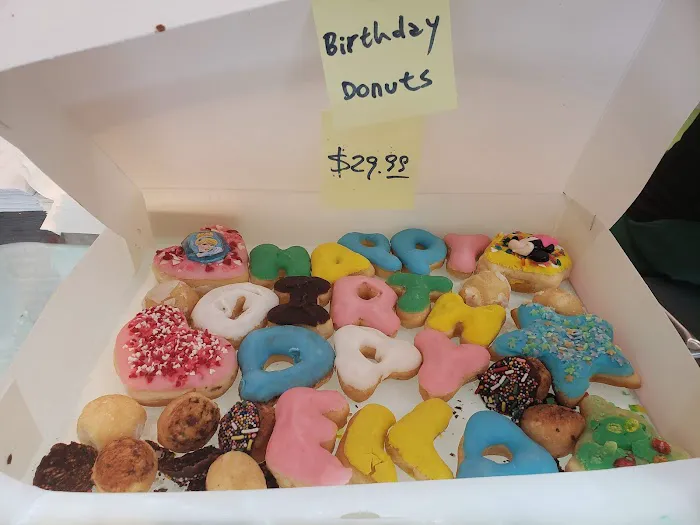 Donuts Deli Picture 9